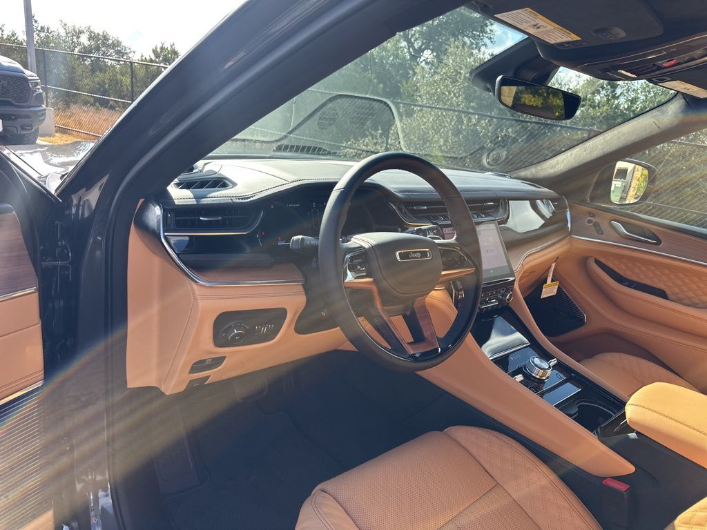 New Car 2025 Jeep Grand Cherokee L  Summit For Sale Under $70,000 In Austin, Texas
