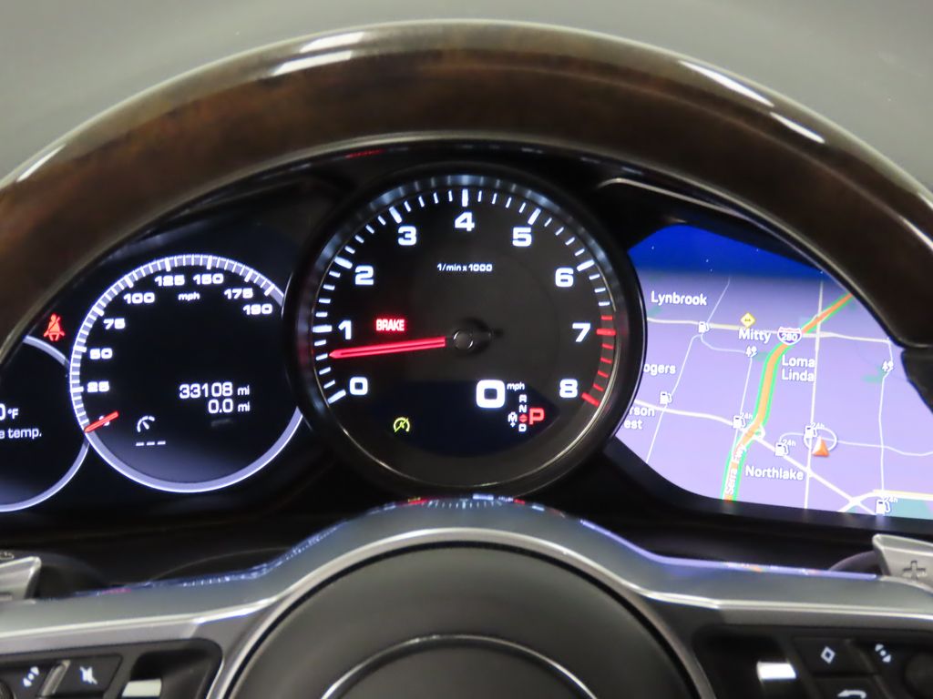 Thumbnail: 2021 Porsche Cayenne - 16