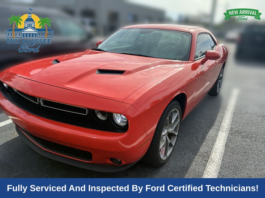 Go Mango 2023 Dodge Challenger SXT RWD Coupe Rear-Wheel Drive 8-Speed Automatic
