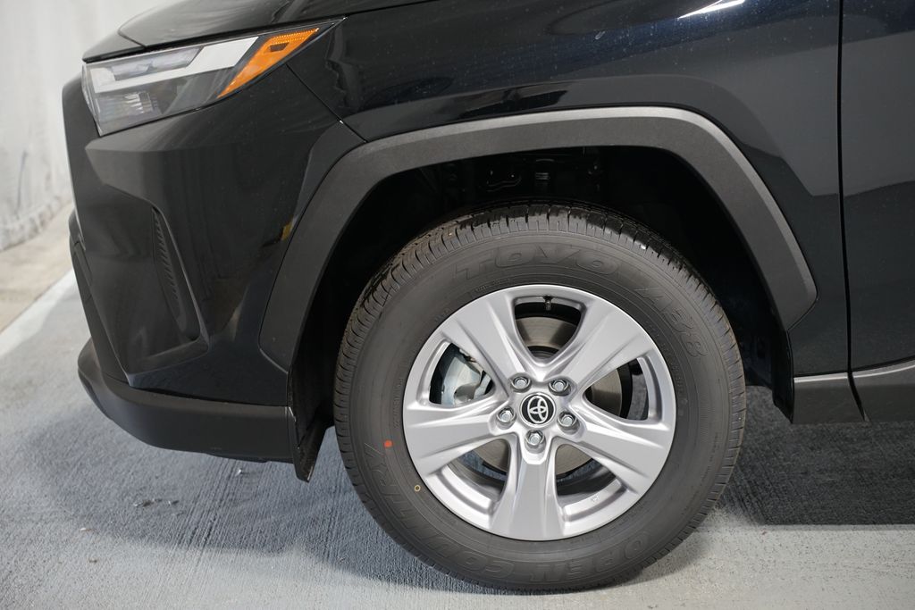 Thumbnail: 2025 Toyota RAV4 - 5