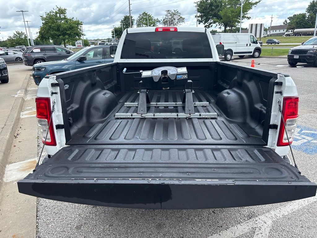 Used 2019 RAM Ram 2500 Pickup Big Horn with VIN 3C6UR5JL3KG681659 for sale in Kansas City