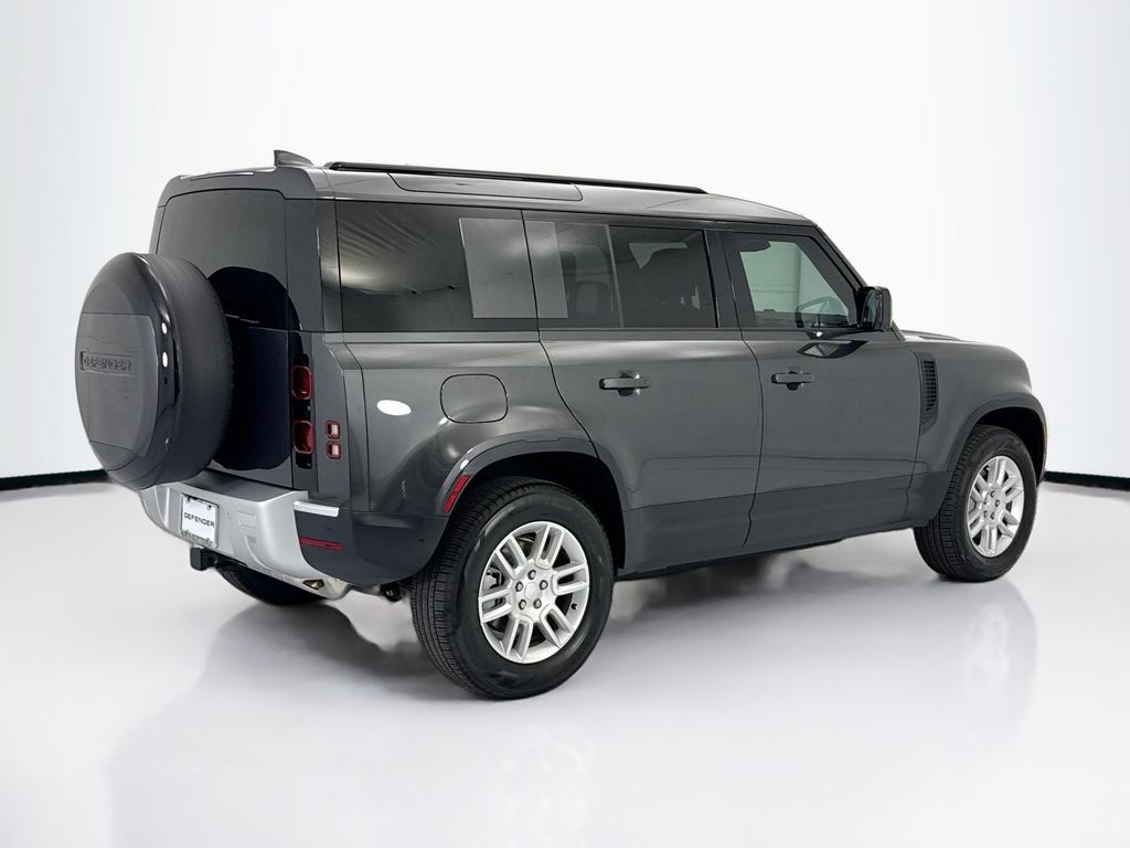 Thumbnail: 2025 Land Rover Defender - 5