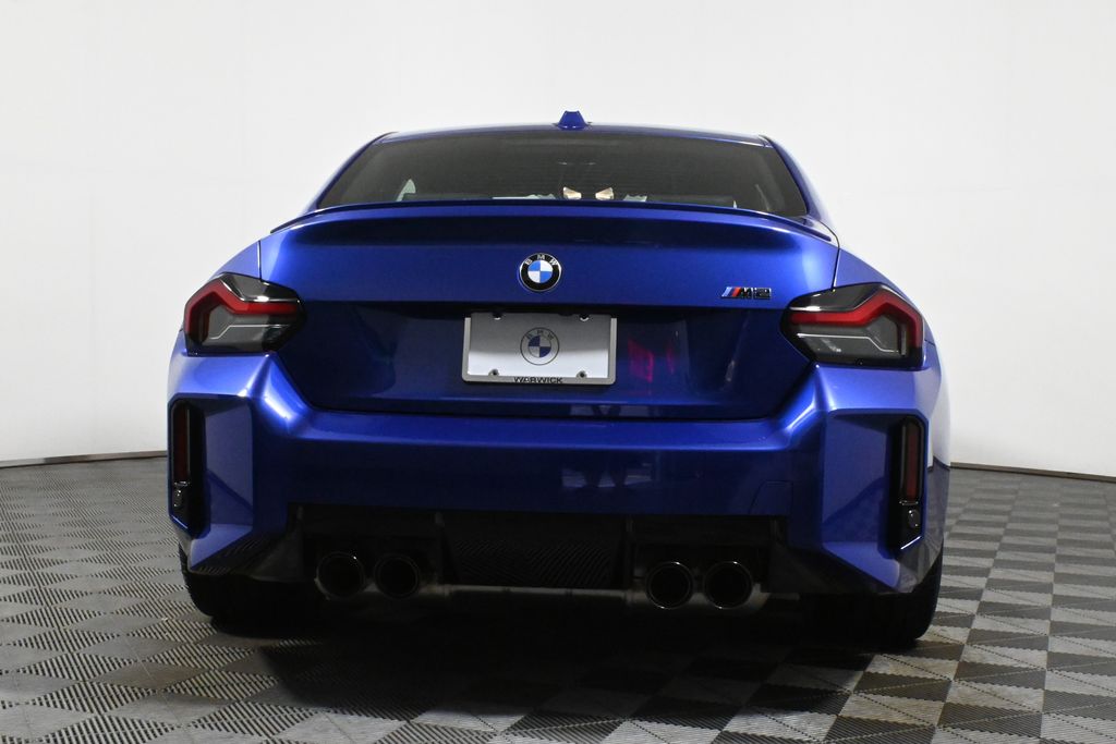 Thumbnail: 2025 BMW M2 - 6