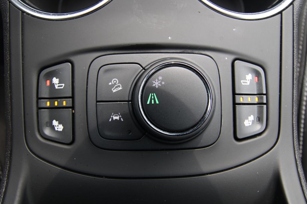 Used 2024 GMC Terrain SUV