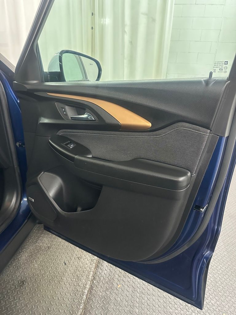 used 2022 Chevrolet TrailBlazer car, priced at $19,485