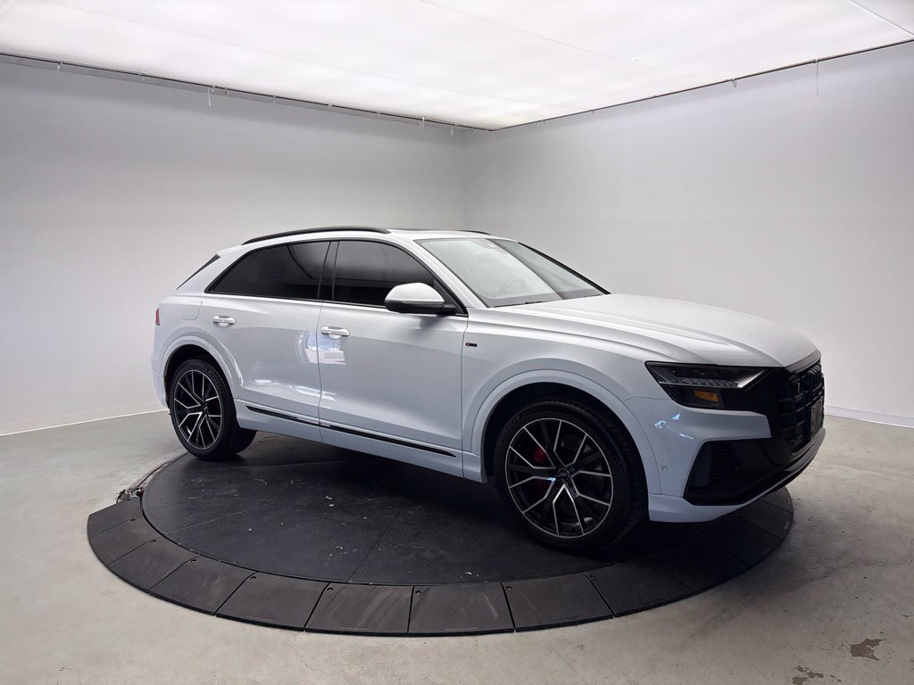 Thumbnail: 2020 Audi Q8 - 9