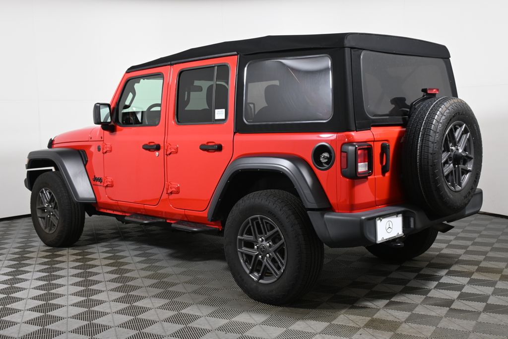 Thumbnail: 2024 Jeep Wrangler - 5