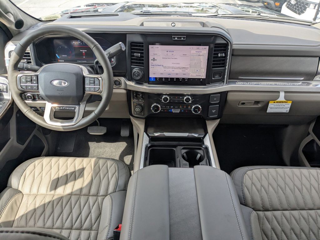 2025 Ford F-250 Platinum