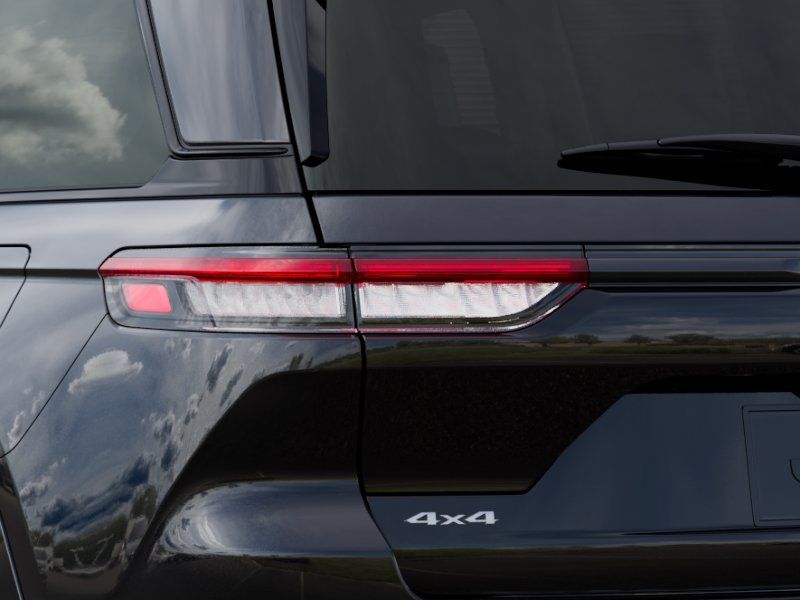 New 2026 Diamond Black Crystal Pearlcoat Jeep Summit image 9