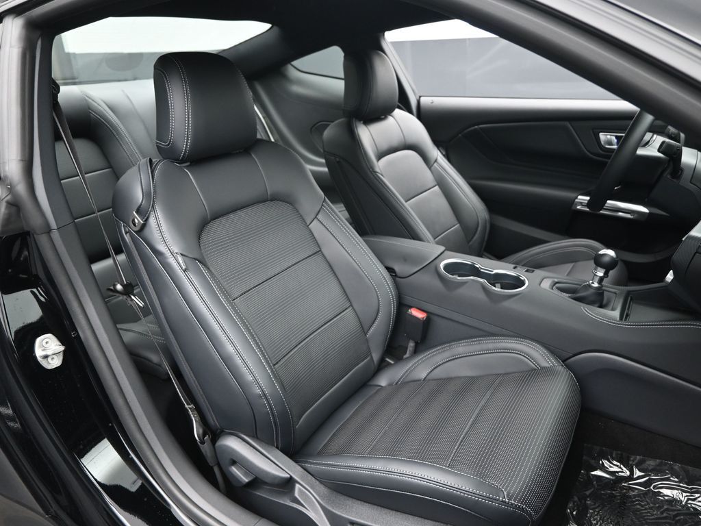 2025 Ford Mustang GT Premium Fastback