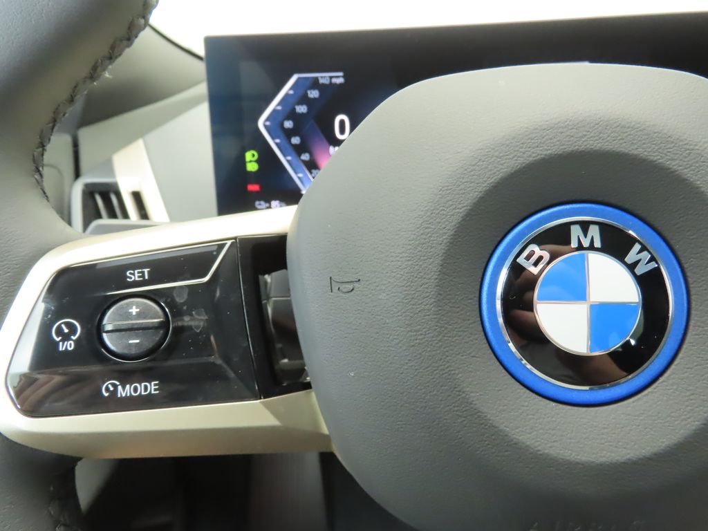 2025 BMW iX xDrive50 11