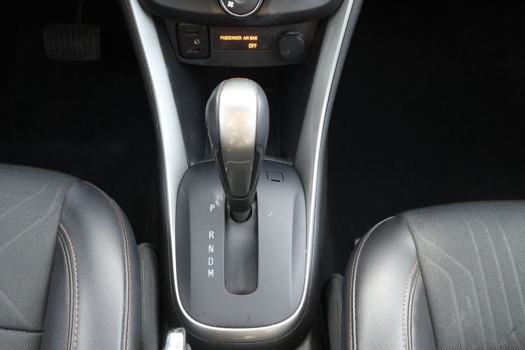 Thumbnail: 2022 Chevrolet Trax - 20