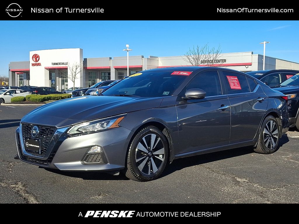 Thumbnail: 2021 Nissan Altima - 1