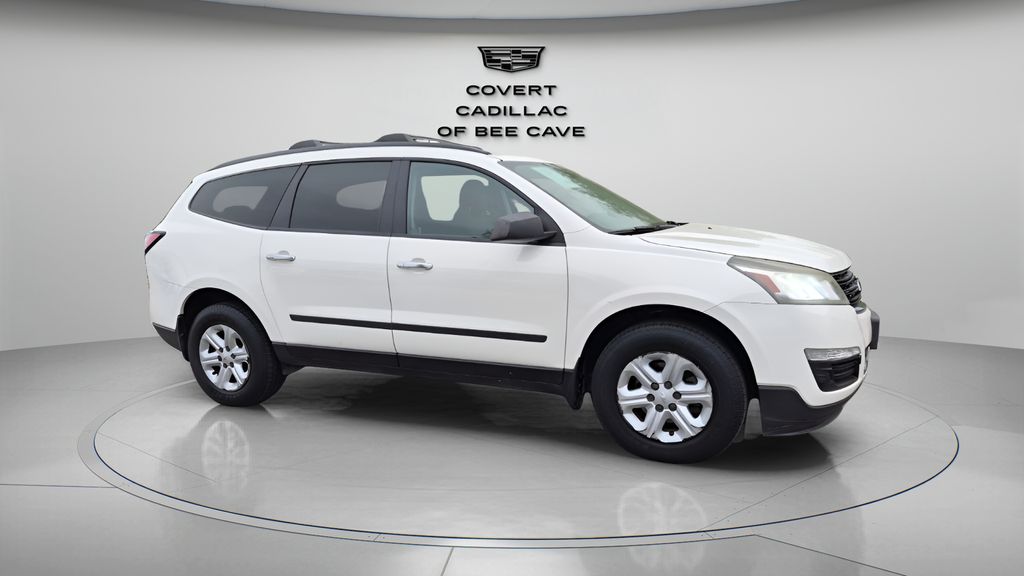 Used 2015 White Chevrolet LS image 12