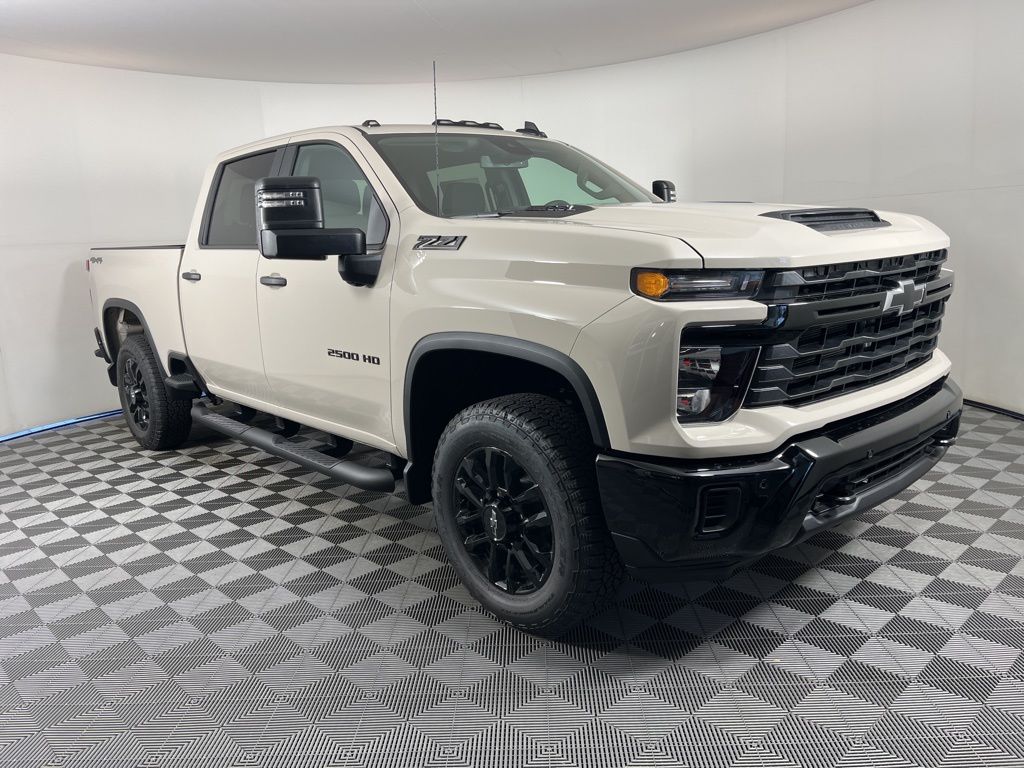 Thumbnail: 2026 Chevrolet Silverado 2500 - 6