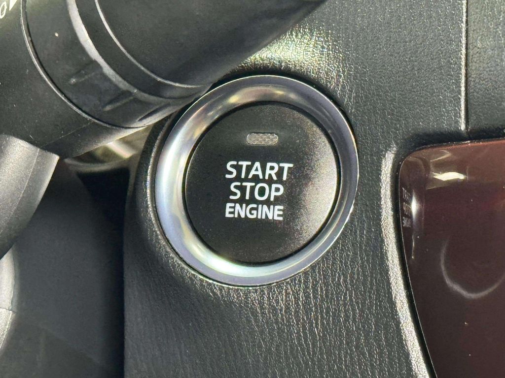 Used 2014 Soul Red Metallic Mazda i Grand Touring image 12