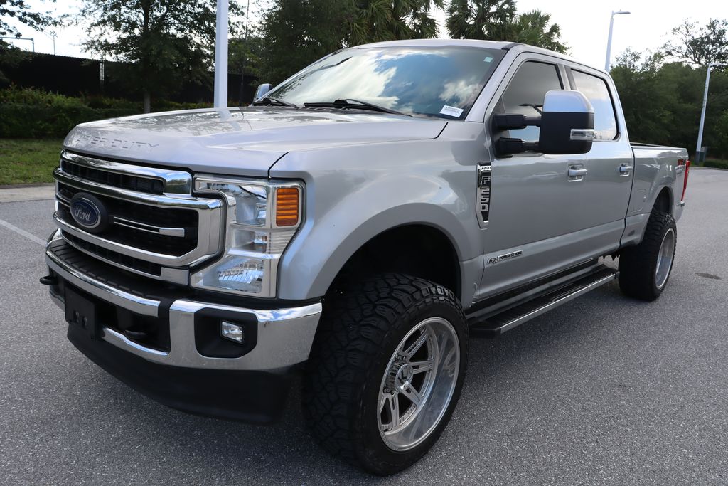2022 Ford F-250 Lariat 2