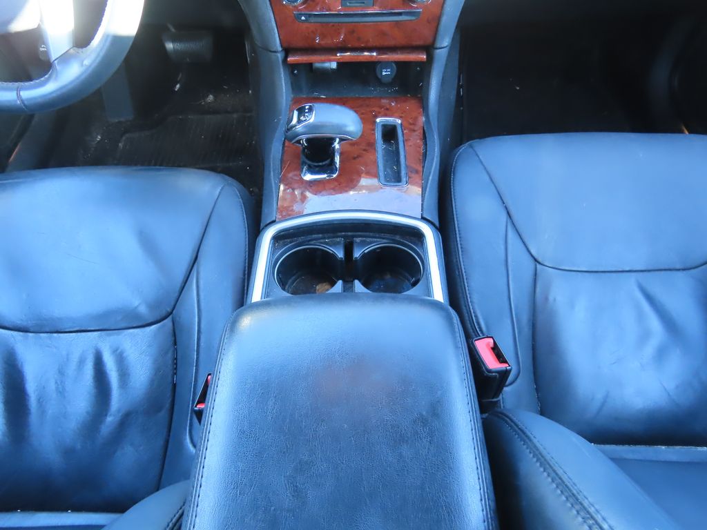 Thumbnail: 2014 Chrysler 300 - 9