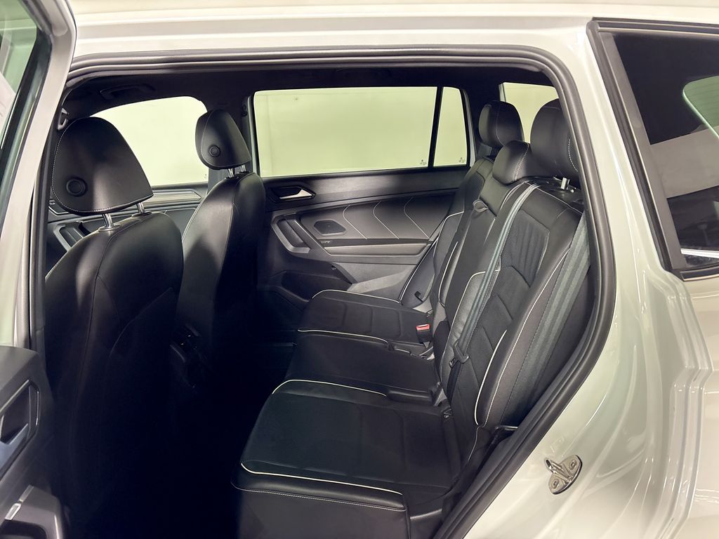 2022 Volkswagen Tiguan 2.0T SEL R-Line