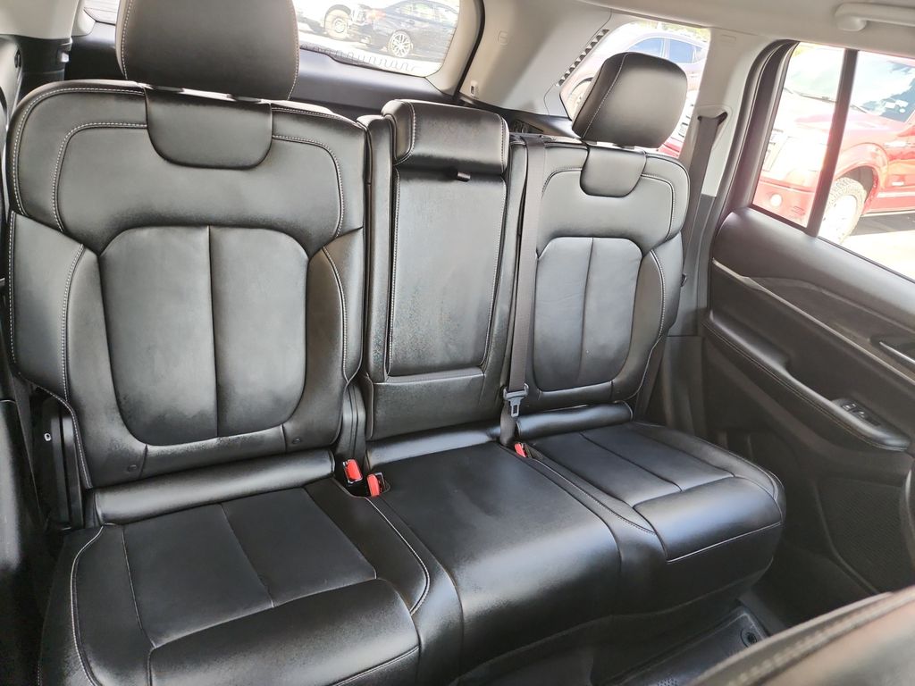Used Car 2023 Jeep Grand Cherokee  Limited For Sale Under $30,000 In Austin, Texas