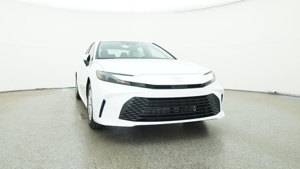 2025 Toyota Camry LE 23
