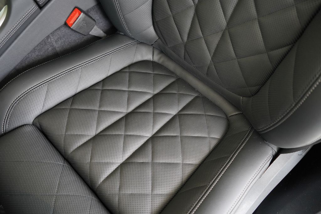 Thumbnail: 2026 BMW X7 - 11