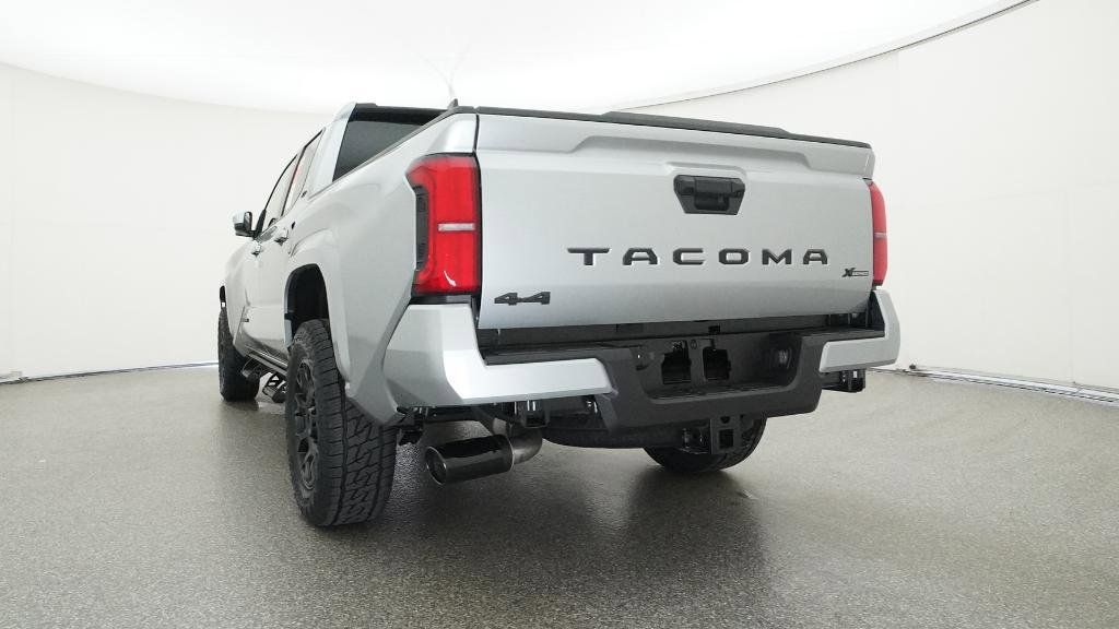 Thumbnail: 2025 Toyota Tacoma - 15