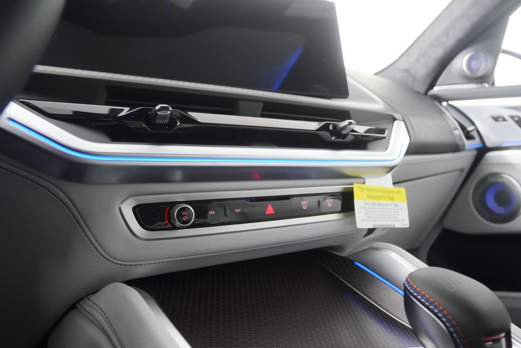 Thumbnail: 2026 BMW XM - 25