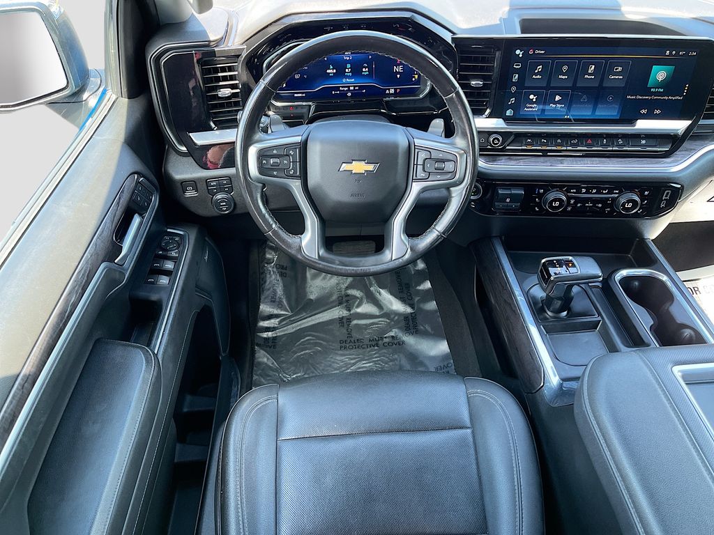 Used 2022 Blue Chevrolet LTZ image 24