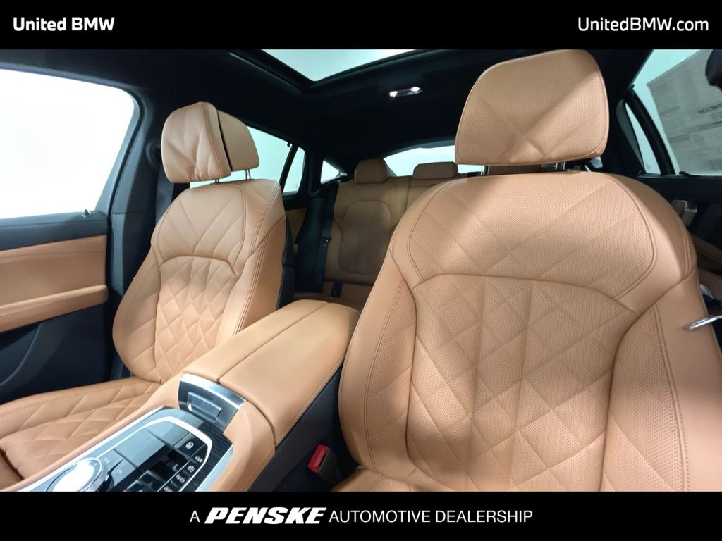 Thumbnail: 2026 BMW X6 - 13