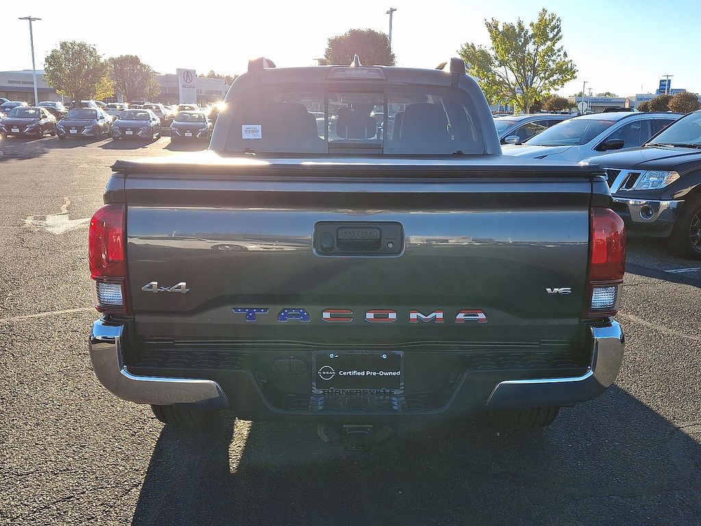 Thumbnail: 2018 Toyota Tacoma - 5