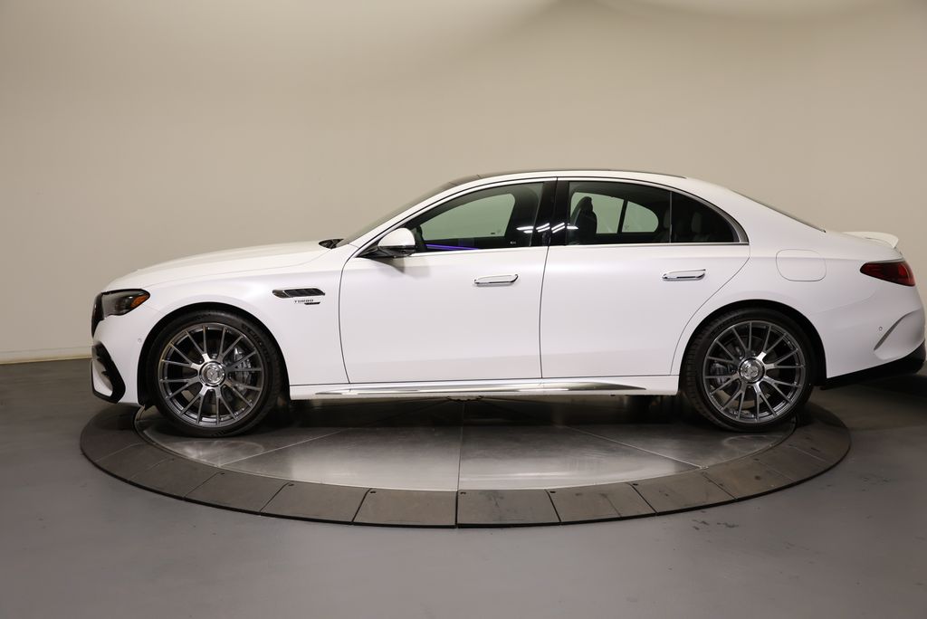 Thumbnail: 2026 Mercedes-Benz E-Class - 4