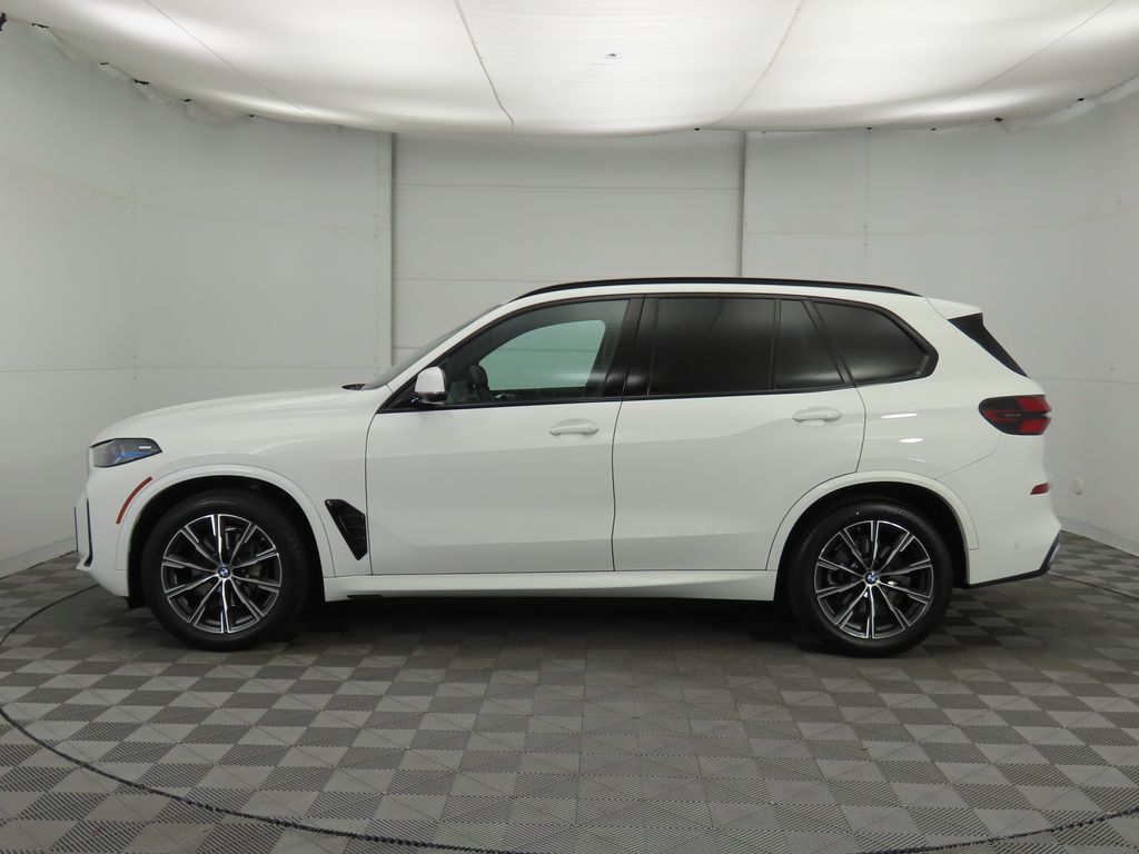Thumbnail: 2024 BMW X5 - 8