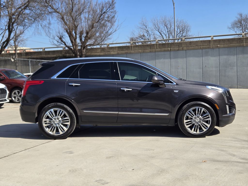 used 2017 Cadillac XT5 car, priced at $15,491