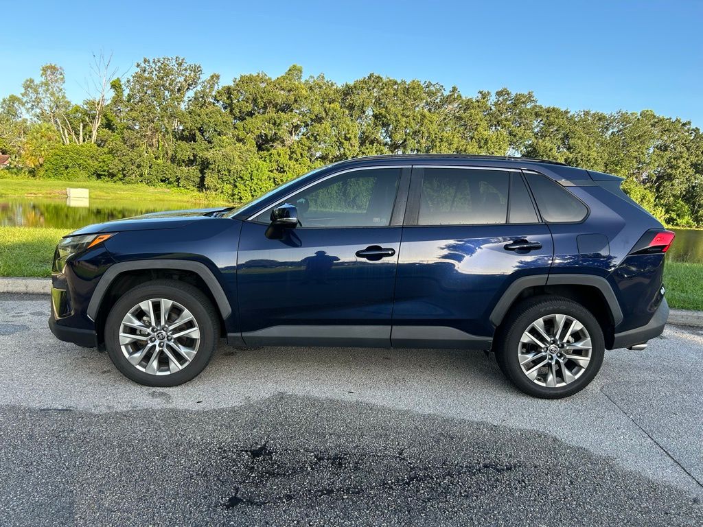 Thumbnail: 2022 Toyota RAV4 - 2