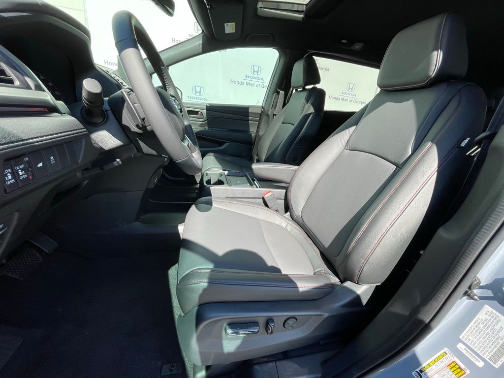 2025 Honda Odyssey Sport 26