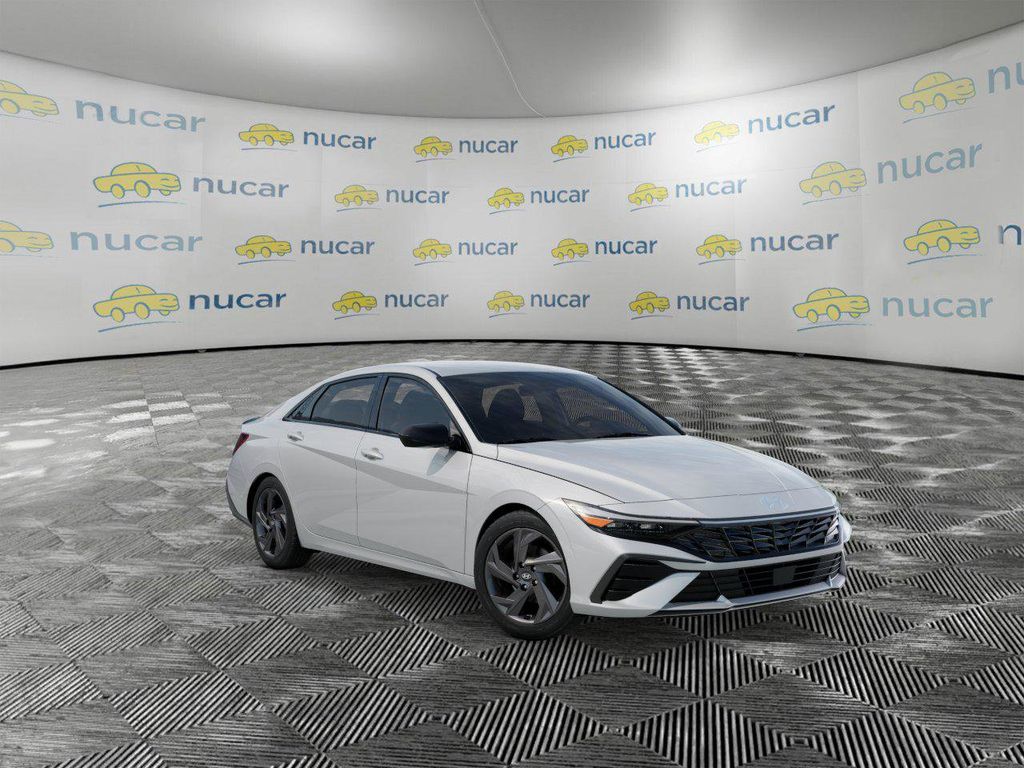 2026 Hyundai Elantra Hybrid — photo 2