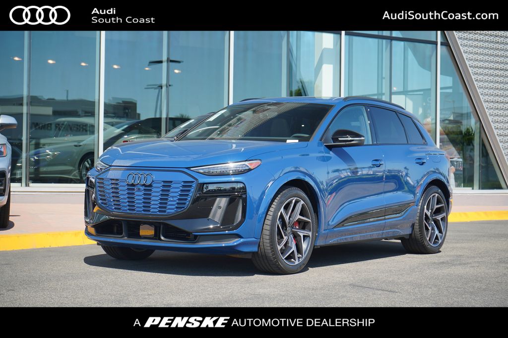 2025 Audi e-tron Premium -
                Santa Ana, CA