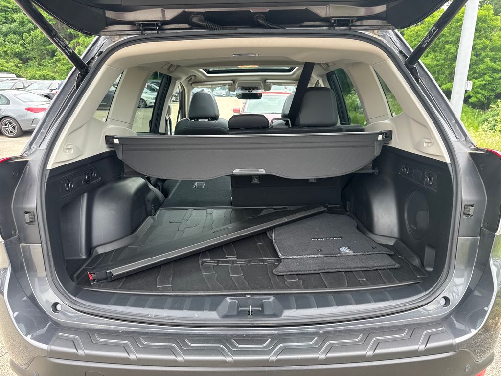 2021 Subaru Forester Limited Gray at Honda North