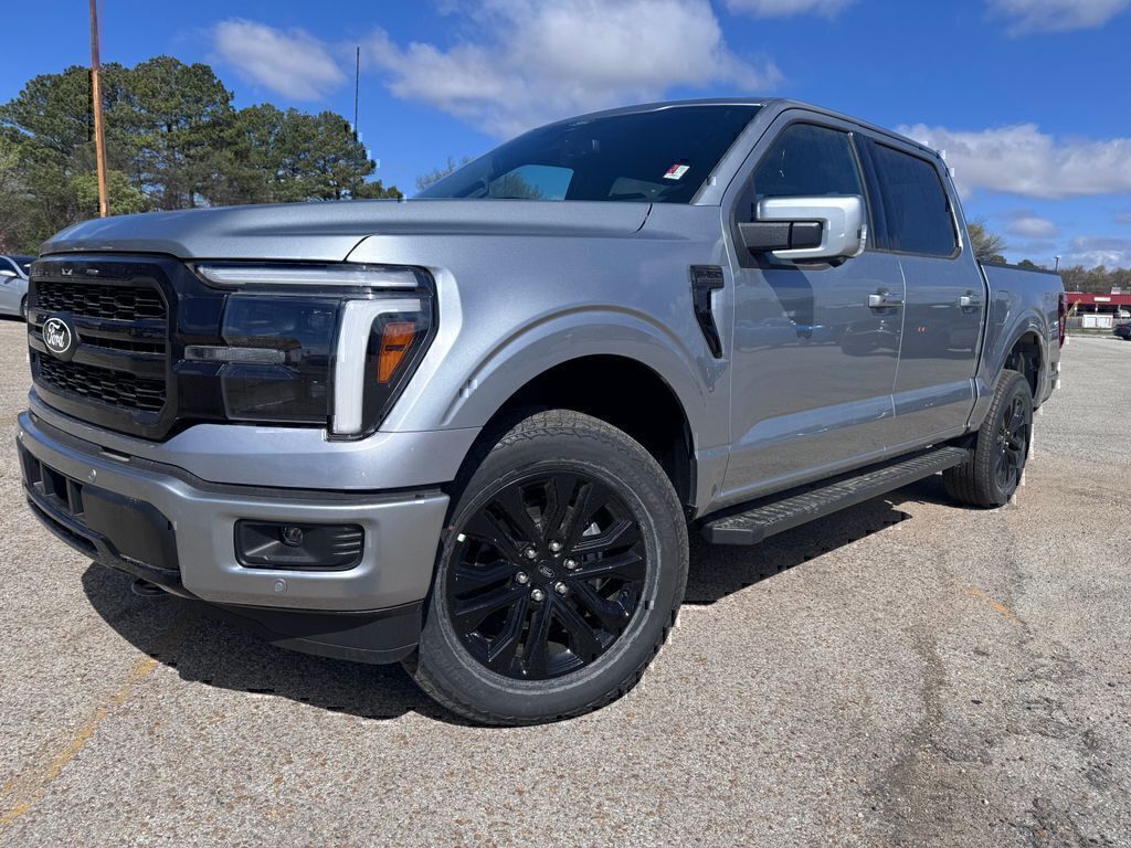 Silver Metallic 2026 Ford F-150 Lariat SuperCrew 4WD Pickup Truck Four-Wheel Drive Automatic
