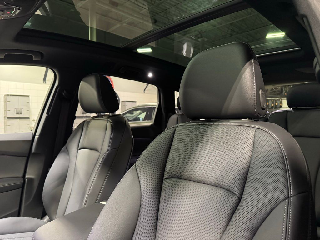 Thumbnail: 2026 Audi Q7 - 12