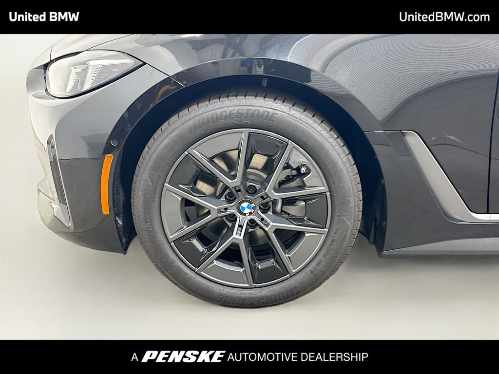 Thumbnail: 2026 BMW i4 - 2