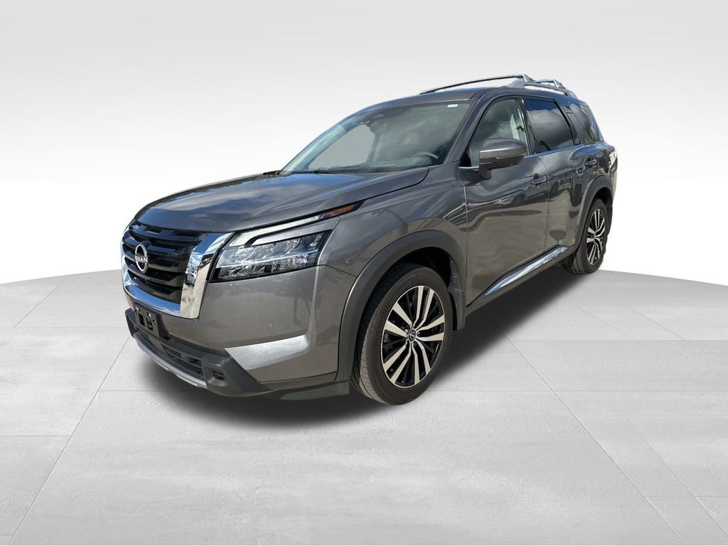 2023 Nissan Pathfinder Platinum 5