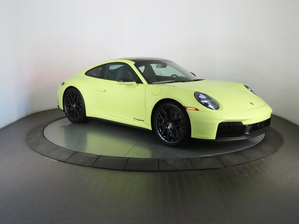 Thumbnail: 2025 Porsche 911 - 9