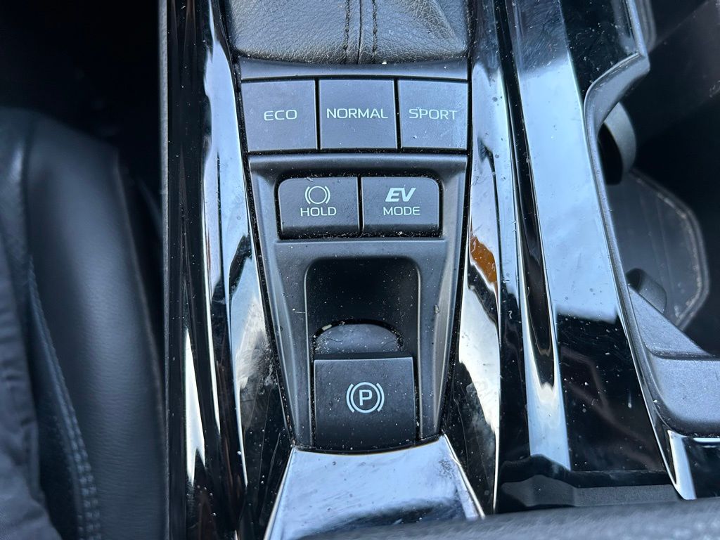 Thumbnail: 2025 Toyota Camry - 29