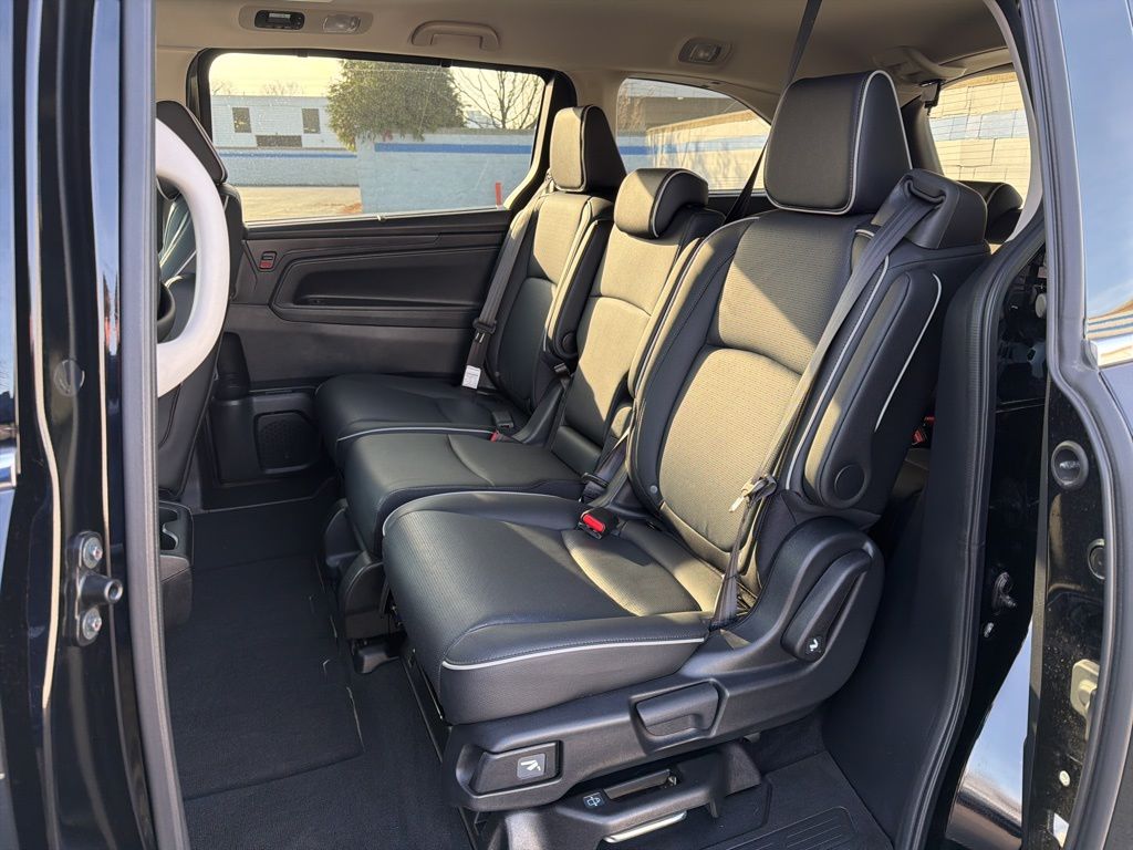 Thumbnail: 2026 Honda Odyssey - 20