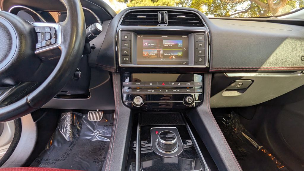 Used 2018 Jaguar F-PACE 25t R-Sport 4D Sport Utility