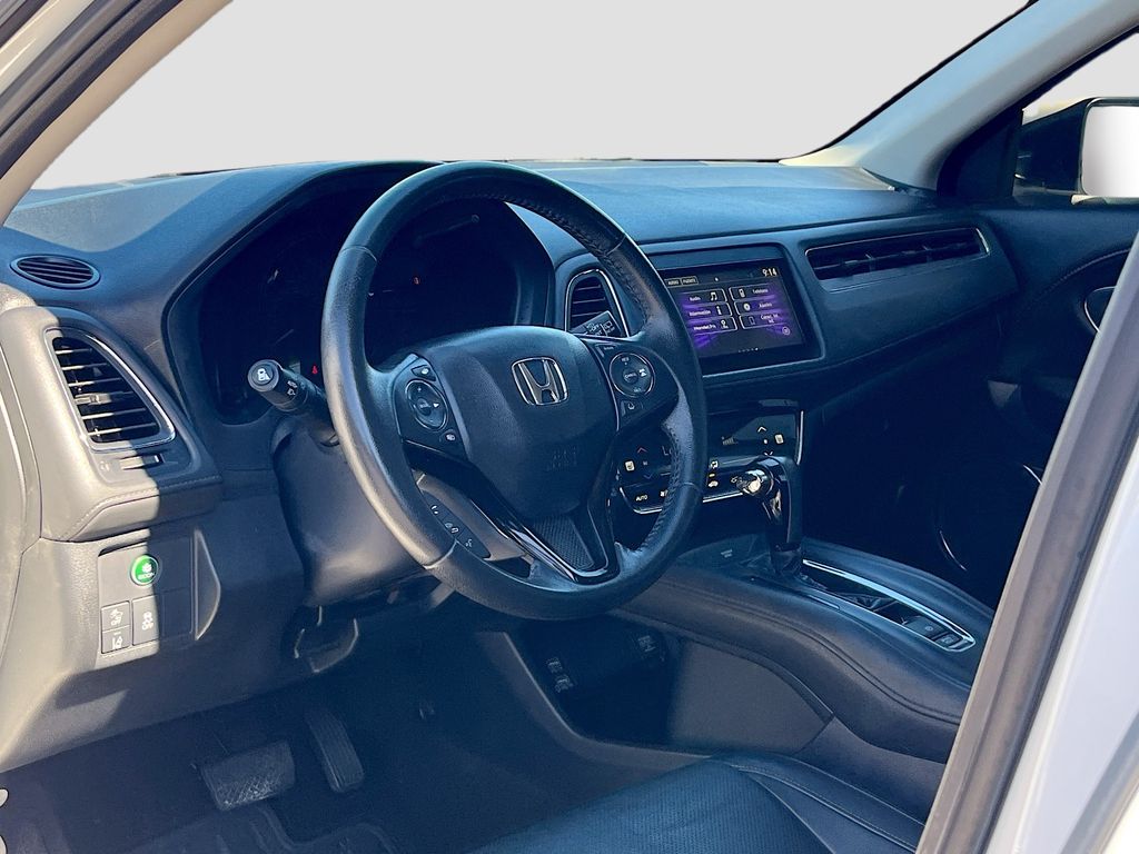 Used 2022 White Honda EX-L image 9
