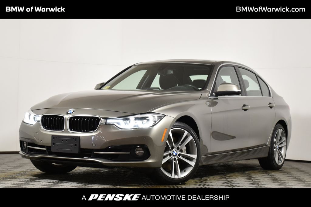 Thumbnail: 2016 BMW 3 Series - 1