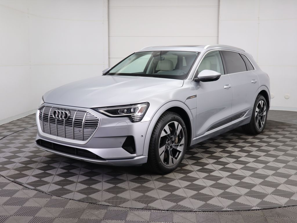 2021 Audi e-tron Premium Plus -
                Phoenix, AZ